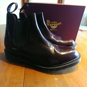 graeme leather chelsea boot